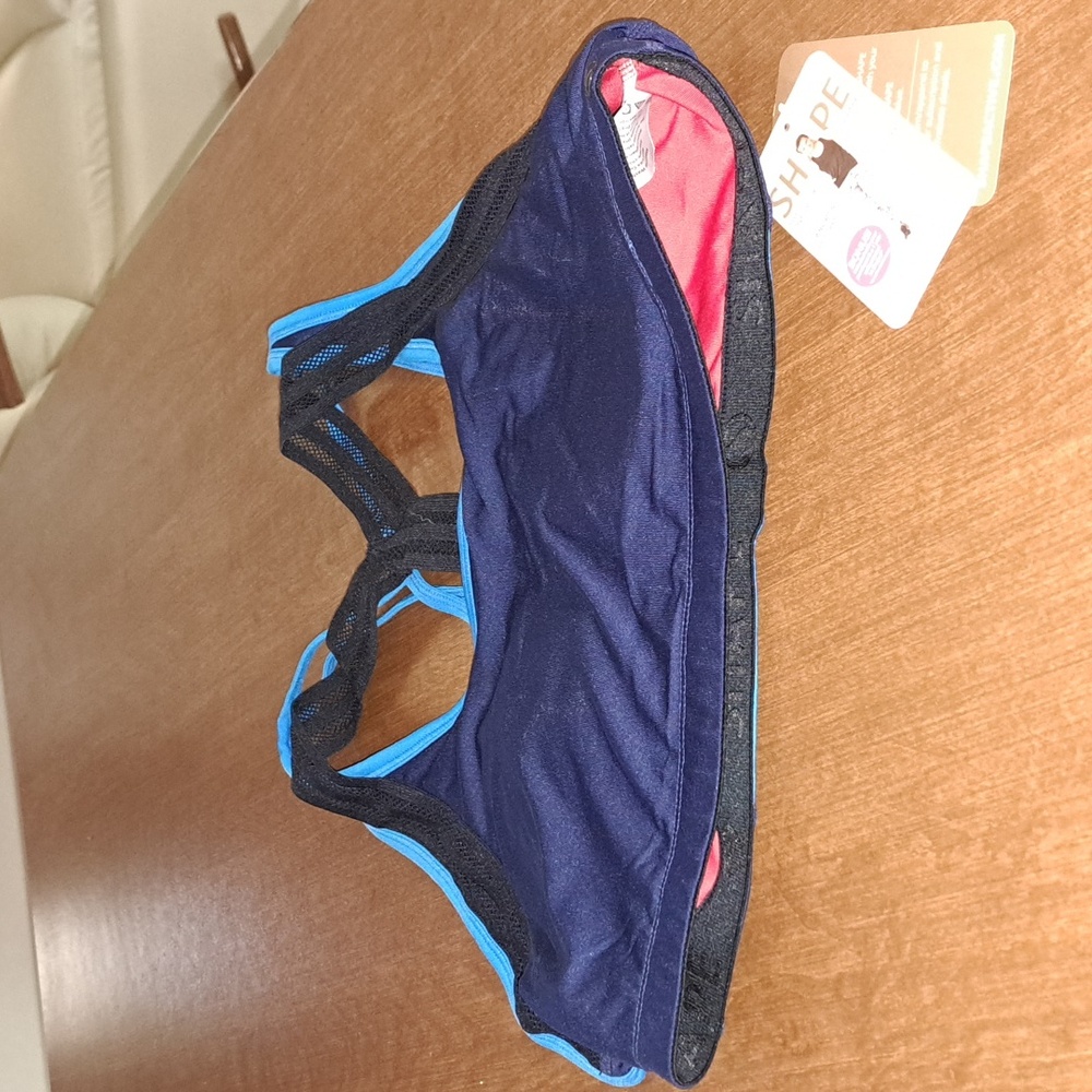 🛍Shape bra very strechy, removable pads